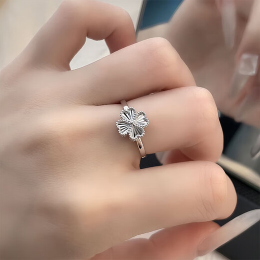 Laofu gold platinum shadow bead edge love four-leaf clover ring live ring about 3g