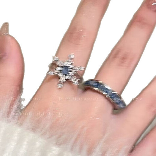 Blue zircon snowflake ring for women 2025 new niche design index finger ring versatile adjustable ring gravel ice blue ring