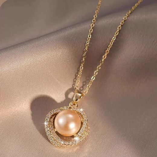 Chow Runxi micro-encrusted diamond bird's nest necklace natural freshwater pearl light luxury niche design pearl pendant clavicle chain picture color