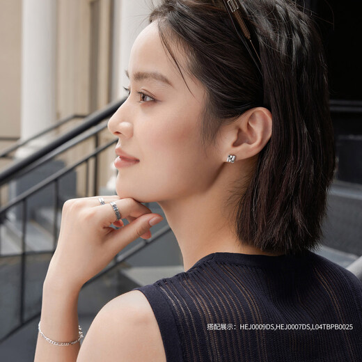 Lukfook Jewelry Couple Gift Platinum Earrings Black Diamond Rubik's Cube Platinum 950 Hand Brushed Men's and Women's Earrings Total Weight Approximately 3.77 Grams