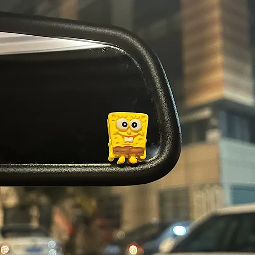 Yusenyi car rearview mirror reversing mirror decorative pendant doll car interior decoration creative three-dimensional cute instrument panel SpongeBob SquarePants free 3M glue