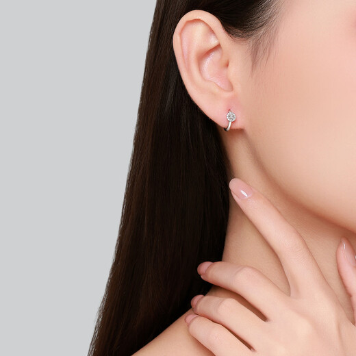 Chao Acer Platinum Platinum Diamond Earrings for Women PT950 Earrings Sparkling Fashion Gift for Girlfriend Single Single Style