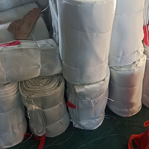 Mo Peng fire-fighting blanket fire-fighting special car fire-proof blanket electric new energy silicone car charging station spare car blanket 2m*3m fiberglass fire-fighting blanket