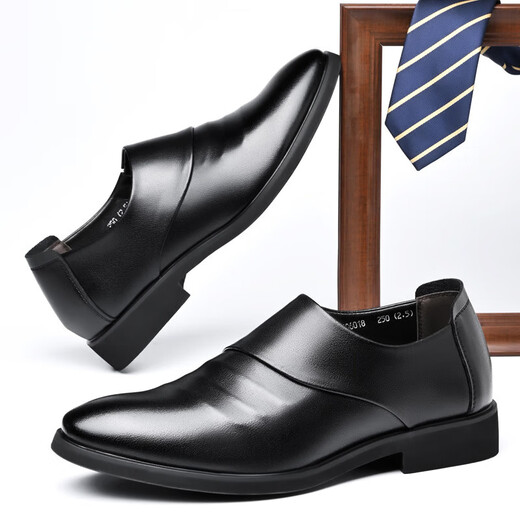2025 Printemps et automne Nouvelles chaussures pour hommes Business Casual En cuir chaussures en cuir masculin British pointues chaussures à haut amélioration