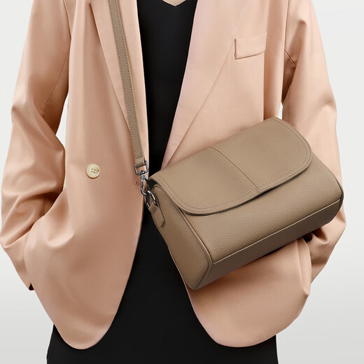 
Love Sea Bag Women's Bag Cowhide Crossbody Shoulder Bag Underarm Bag Light Luxury Brand Birthday Gift High-end Sense Gift for Girlfriend and Wife