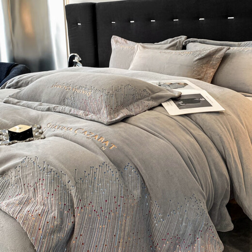 Mercury series home textiles seasonally selected new products thickened milk velvet four-piece set winter double-sided baby velvet bed sheet quilt cover flannel three Meteor-Miyue White bed sheet style 2.0 four-piece set quilt cover 220*240