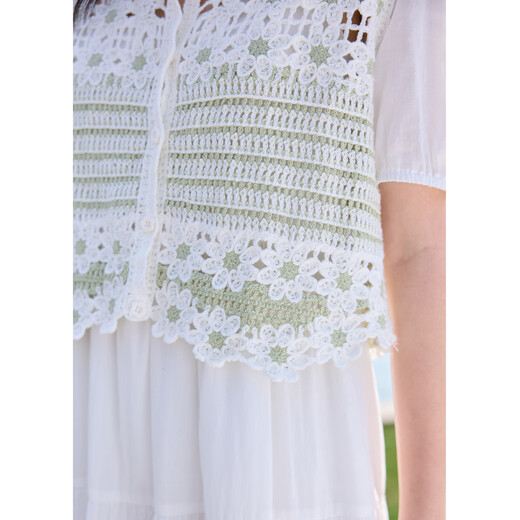 Zihan (ZIHAN) Zihan pastoral style hollow pattern puff sleeve shirt suspender dress two-piece suit for women 2025 summer new style off-white S