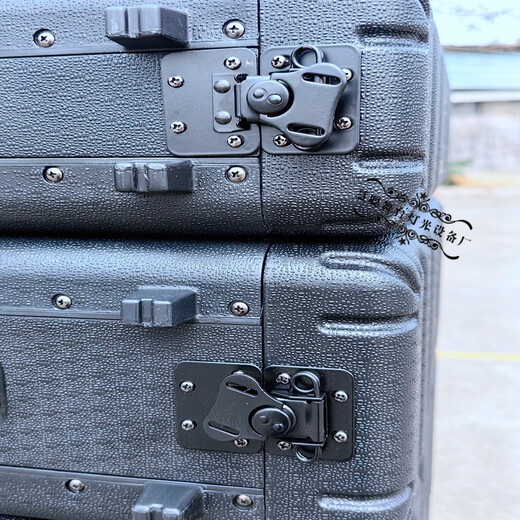 New PE carbon fiber flight case digital power amplifier shockproof cabinet 40CM2U3U4U6U ready stock Medium depth 40CM-6U comes standard with one net and one cotton (inner size width 50*height)