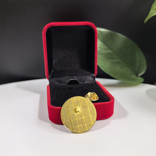Lotus Listens to the Sound of Rain Peking University Emblem Customized Peking University Commemorative Badge Customized High-end Metal High-end Gift Box Brooch Red Model High-end Gift Box 25mm