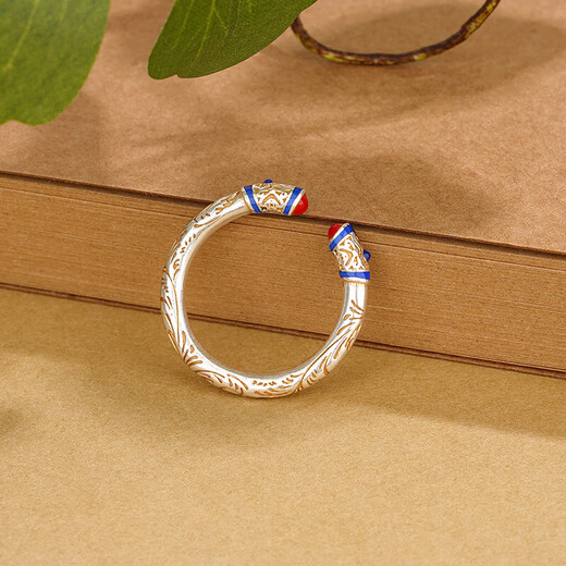 Lao Fengxiang gold-painted Tang grass pattern women's silver 999 open couple ring women's ring birthday gift girl silver jewelry pure silver gold-painted lucky cat open ring + certificate + brand gift box