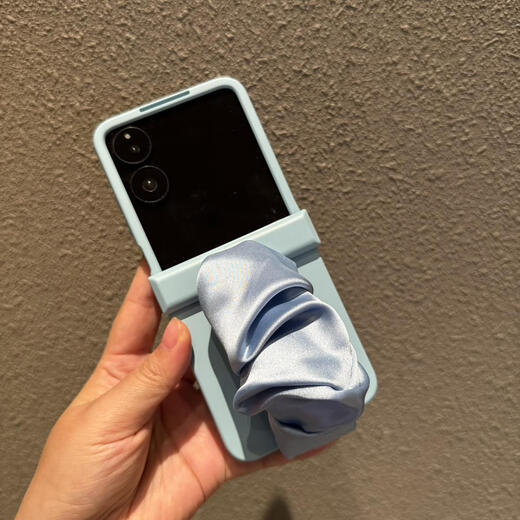 NLW is suitable for Samsung zflip7 Honor vflip5 mobile phone case novaflip6 Huawei purax/pocket2 blue wristband oppofindn3flip motorcycle 50/60ult light blue silk wristband light color not resistant to dirt Huawei Pocket2