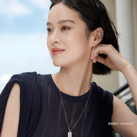 Lukfook Jewelry Couple Gift Platinum Earrings Black Diamond Rubik's Cube Platinum 950 Hand Brushed Men's and Women's Earrings Total Weight Approximately 3.77 Grams