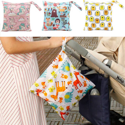 Baby waterproof baby hanging bag diaper bag diaper bag outside storage bag crib clothes diaper portable bag Dabai white large size 30*28CM