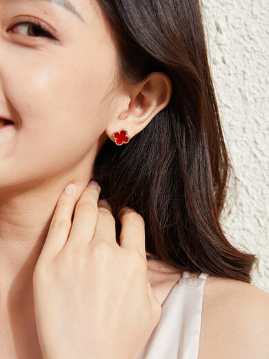 Four-leaf clover earrings for women, white mother-of-pearl carnelian new style light luxury high-end earrings, earrings for girlfriend’s birthday gift, medium carnelian earrings (size 12MM)