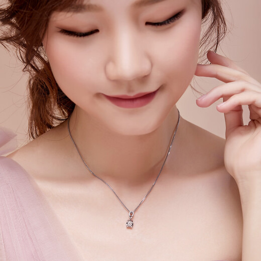 Chao Acer and Deng Wei's same style Cupid's Promise 18K gold diamond necklace and neck accessory, high-end light luxury gift YD, chain length is about 42cm + extension chain, diamond is about 0.3ct