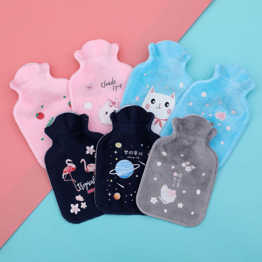 Winter plush water-filled hot water bottle cartoon mini velvet hot water bottle student dormitory portable water-filled hand warmer Random priority delivery - small size 17*11cm