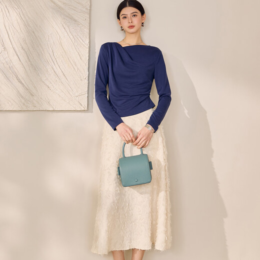 ROEYSHOUSE Luo Yi Slim Knitted Shirt Women's 2025 Autumn New Fashion Slant Collar Top 12581 Royal Blue M