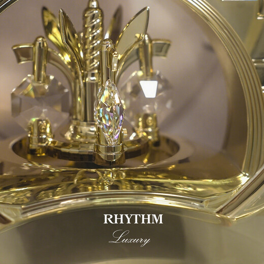 Lisheng Japanese brand 2025 new living room desk clock light luxury silent sitting clock office ornaments quartz clock 4SG768WT18 25.5*13.7*20.8cm