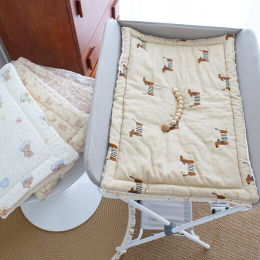 Special diaper pad, baby care table cotton pad, baby convenient diaper pad, child washable diaper pad, diaper pad--White Rabbit, other 50*70cm