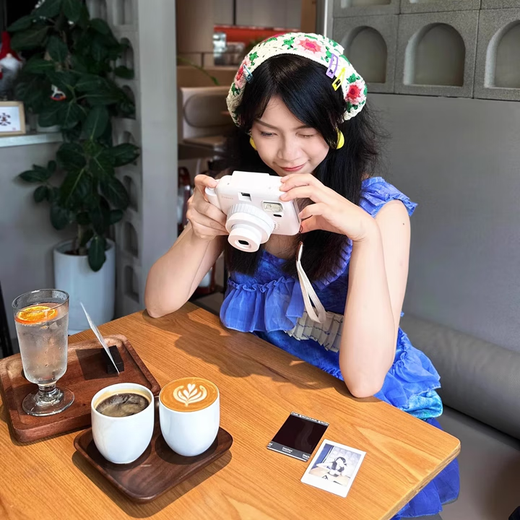 POPOTO instant camera one-time imaging MINI photo paper instant school gift camera commemorative ccd student camera Morandi green instant + simple accessories + 10 pieces of Fuji mini photo paper