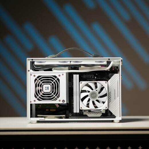 Shinlin S300 chassis portable ITX portable TYPECmini desktop computer main box super mini desktop S300PRO white 5.0 graphics card extension cable