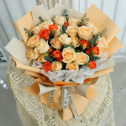 Lingxiang Valentine's Day Flower Express Champagne Rose Bouquet Confessing Love to Girlfriend and Wife Birthday Gift Nationwide Delivery 33 Champagne Rose Bouquets I Love You