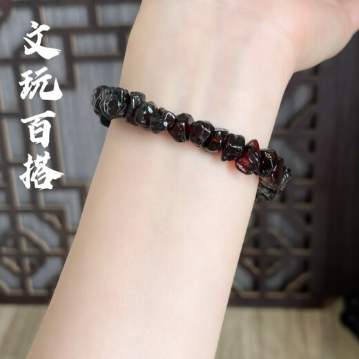 Yuze natural Fushun amber first-grade amber sugar cube bracelet, amber beeswax sugar cube bracelet, gift box for girlfriend, blood medicine amber qi and blood bracelet (default 16 circles)