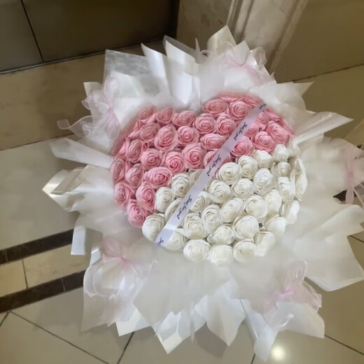Everlasting flower rose bouquet doll hug bucket for girlfriend and best friend simulated soap flower birthday gift Sweet core cloud 33 hug bucket + balloons