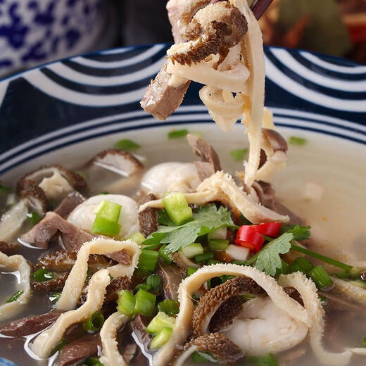 Chuangwei Meow complete set of vacuum-packed haggis hot pot skinless and dairy-free shredded haggis, fresh frozen whole set of pure haggis, sheep intestines, tripe, sheep head, heart, liver and lungs* 2kg