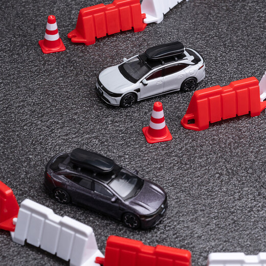 JiKr 007GT static car model car model real car restoration alloy material 1 64 glacier silver*1