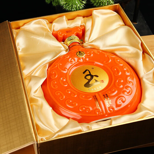 Wuliang Luzhou Wuliangye General Factory produces Jade Liquor Liquor Luxury Flavor Wedding Banquet Collection New Year Gifts 52 Degrees 666mL 1 Bottle Perfect Gift Box