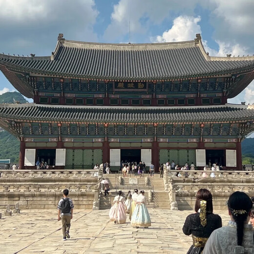 5-day free trip to Seoul, South Korea, departing from all over the country, round-trip air tickets + group visa, additional hotel/airport transfer/chartered car/one-day tour, etc. Direct flight to Wuxi (air tickets + group visa + hotel) Daily price (please inquire for specific dates) JD price