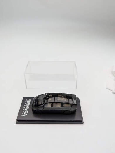 Original car model 1 64 Ideal Mega alloy car model simulation static collection ornament MPV white MPV business car