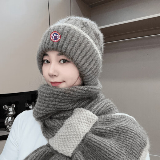 TUTORGOOSE autumn and winter color-blocked hat scarf 2025 new velvet thickened knitted fashion versatile all-in-one anti-wind and snow ear protection hat linen color