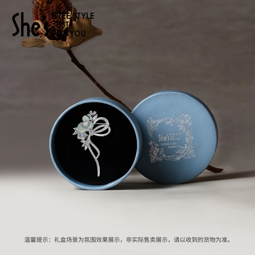 She s Barbie rose flower bow high-end women's brooch light luxury corsage birthday gift for girlfriend