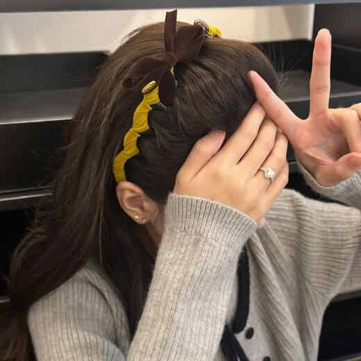 Dai Yan Korean style flocked high skull retro wavy bow headband temperament high-end non-slip pressure hairpin headband for women yellow flocked bow toothed headband*1