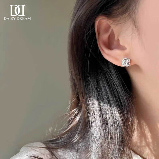 DAISY DREAMs999 Silver Needle Sugar Cube Earrings Exquisite and High-end Sensational Ear Hole Earrings Fashionable Earrings Niche Hot Style Simple Diameter About 0.9cm Small Sugar Cube 999 Silver Needle Earrings