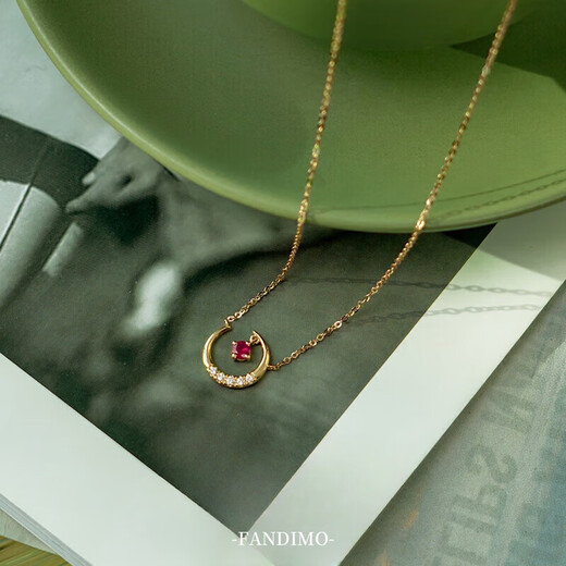 Luanjie red gemstone necklace for women 18K gold diamond. Stone moon pendant elegant clavicle chain holiday gift SF Express Ruby