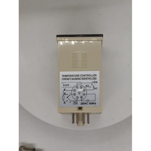 Yuyao A&A Zhuoli Instrument MF-48C high-precision digital dial temperature control meter temperature controller temperature controller MF-48C_with seat