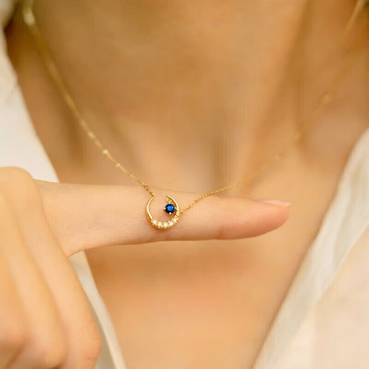 Luanjie red gemstone necklace for women 18K gold diamond. Stone moon pendant elegant clavicle chain holiday gift SF Express Ruby