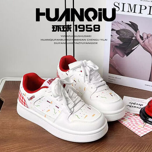 Global 2025 American Retro Nischen-Vibe-Stil, die sich vielseitig lässige originale originale hochwertige trendige weiße Schuhe für Frauen erhöhen