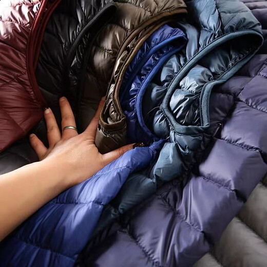 波司豋反季特卖冬装轻薄款羽绒服男马甲夹克背心短款修身休闲大码羽绒服 黑色【丝绵】 L