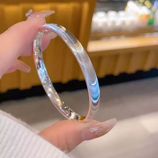 Authentic 9999 cat's eye sterling silver bracelet solid closed mouth fashionable young gift box for girlfriend and wife Chinese Valentine's Day gift 25g cat's eye silver bracelet women's sterling silver closed mouth 56mm+gift box+certificate Recommended 85-100Jin Jin equals 0.5kg