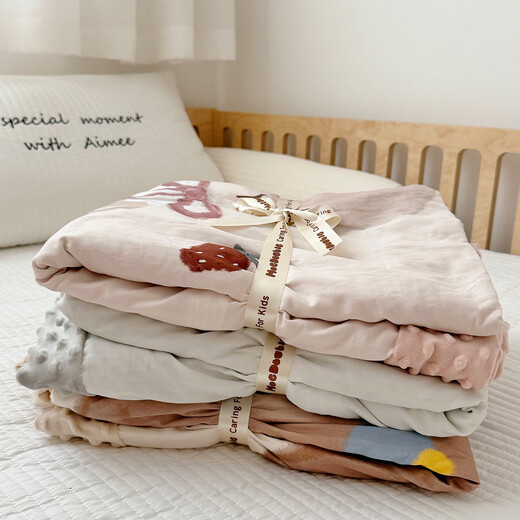 MOEDOOBIE 100% Cotton Beanie Quilt Cover Children's Category A Infant and Toddler Autumn and Winter Soybean Quilt Thickened Universal Cover Blanket Large Edition - Strawberry Rabbit without Core 120*150 Beanie Blanket (with zipper, can be used as a quilt cover)