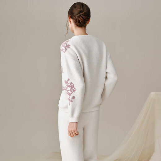 Embry Rose Song Yi Same Style Half Velvet Pajamas Women's Autumn and Winter Home Wear Set Milky White CRM L