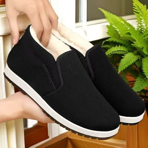 Winter new old Beijing high-top large cotton shoes for men, warm, non-slip, wear-resistant, plus velvet and thickened old cloth shoes, work cotton shoes, black 42