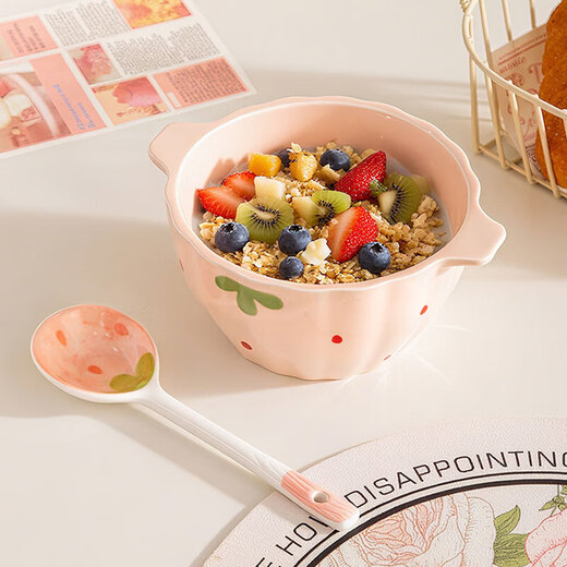 Girly Heart Strawberry Double-Eared Bowl and Spoon Thickened Soup Bowl Salad Bowl Rice Bowl Household Bowl High-Looking Underglaze Color Tableware Light Pink Strawberry Double-Eared Bowl (2 Bowls 2 Spoons) 4-piece Set