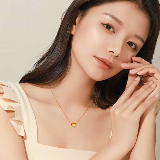 Chow Tai Fook Chinese Valentine's Day gift gold necklace women's pure gold 999 small waist necklace clavicle chain for wife pure gold pendant + 18k titanium chain