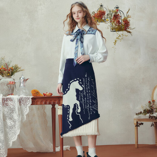 Two or Three Things Van Gogh Literature and Art Ode to the Scroll 2025 Winter New Style Removable Printed Tie Shirt for Women White M