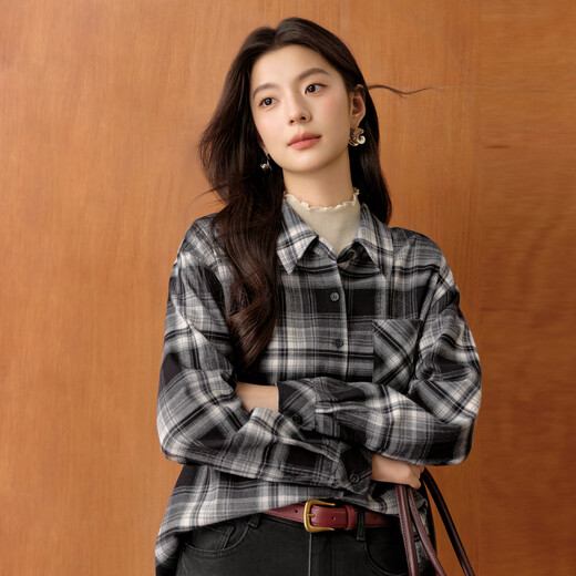 SEIFINI Hong Kong style retro commuter shirt 2025 autumn and winter new contrast color plaid long-sleeved temperament lapel top for women black M